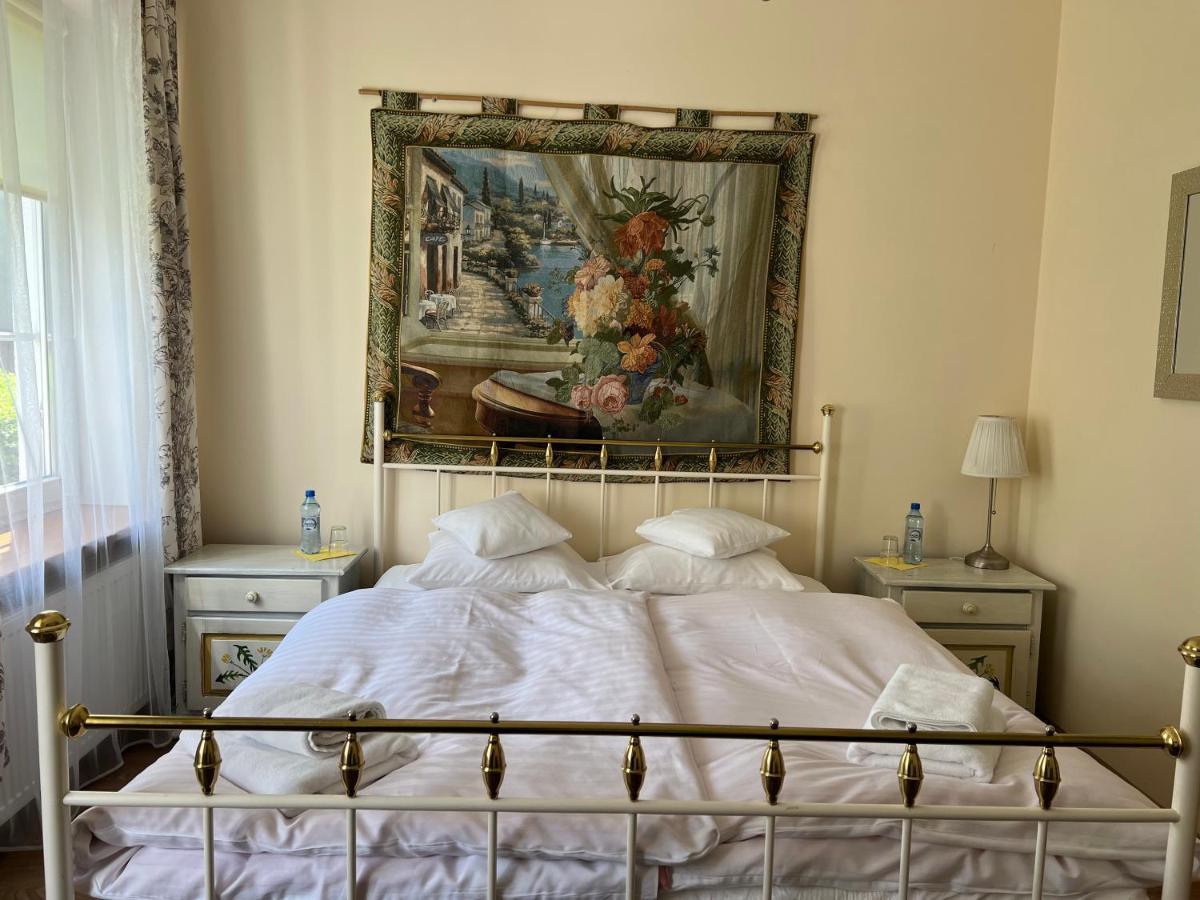 Mleczarnia Hotel Restauracja Chludowo Εξωτερικό φωτογραφία